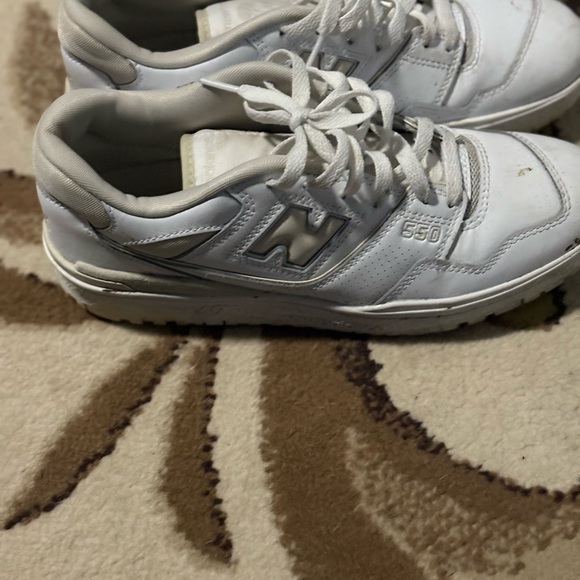 New Balance 550 pre-loved but lots of wear left! - Picture 3 of 3